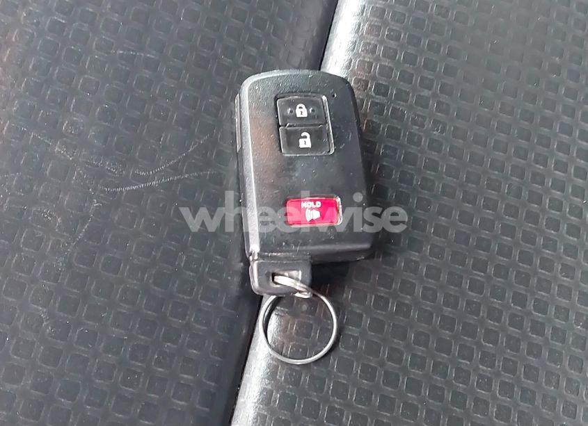 Photo 11 of 2018 Toyota Tacoma TRD OFF ROAD (VIN 3TMCZ5AN1JM135996)