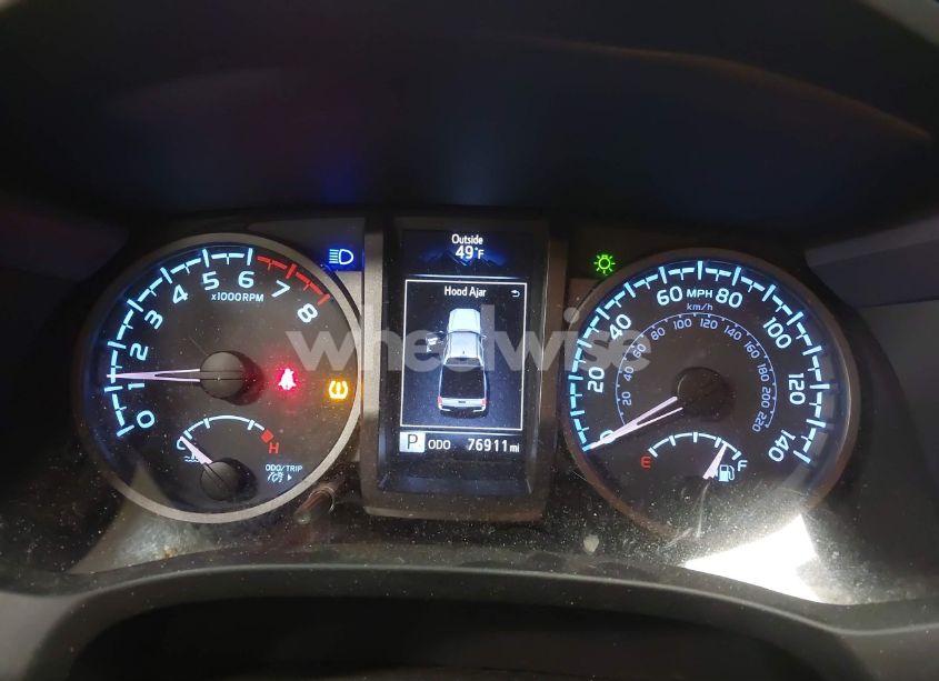 Photo 7 of 2018 Toyota Tacoma TRD SPORT (VIN 3TMCZ5AN1JM149820)