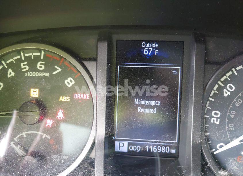 Photo 15 of 2018 Toyota Tacoma TRD OFF ROAD (VIN 3TMCZ5AN1JM178654)