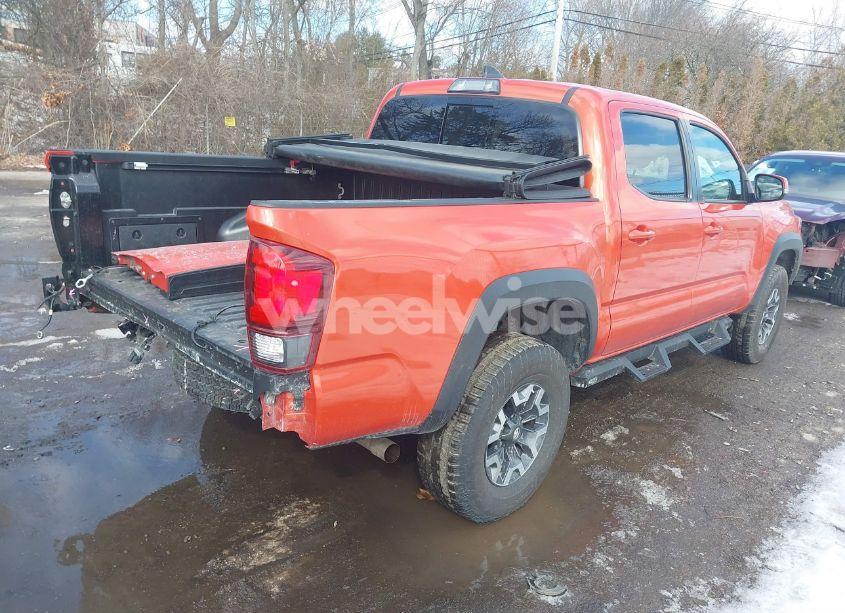 Photo 4 of 2018 Toyota Tacoma TRD OFF ROAD (VIN 3TMCZ5AN1JM181151)