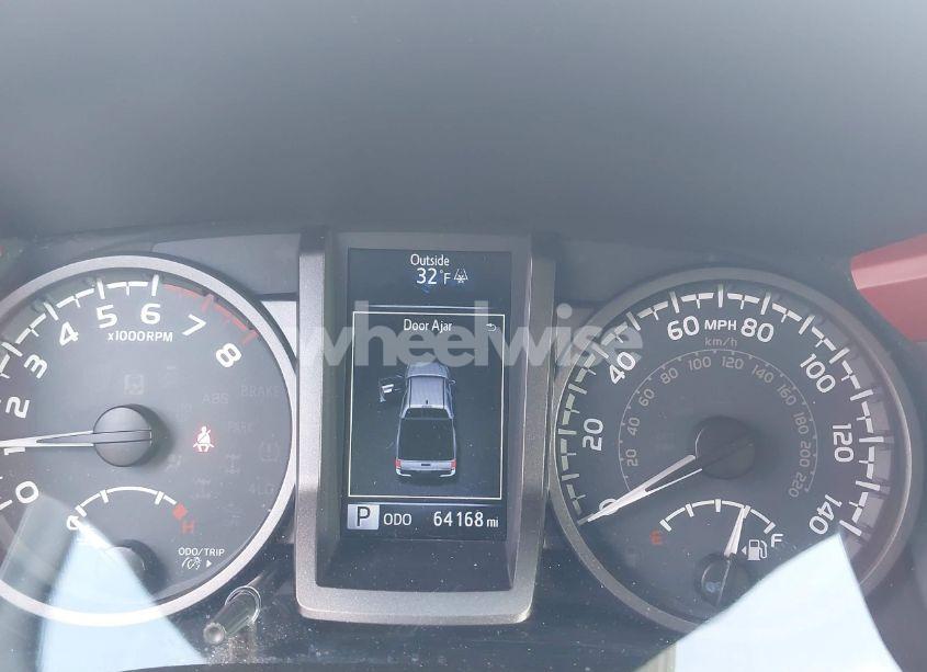 Photo 7 of 2018 Toyota Tacoma TRD OFF ROAD (VIN 3TMCZ5AN1JM181151)