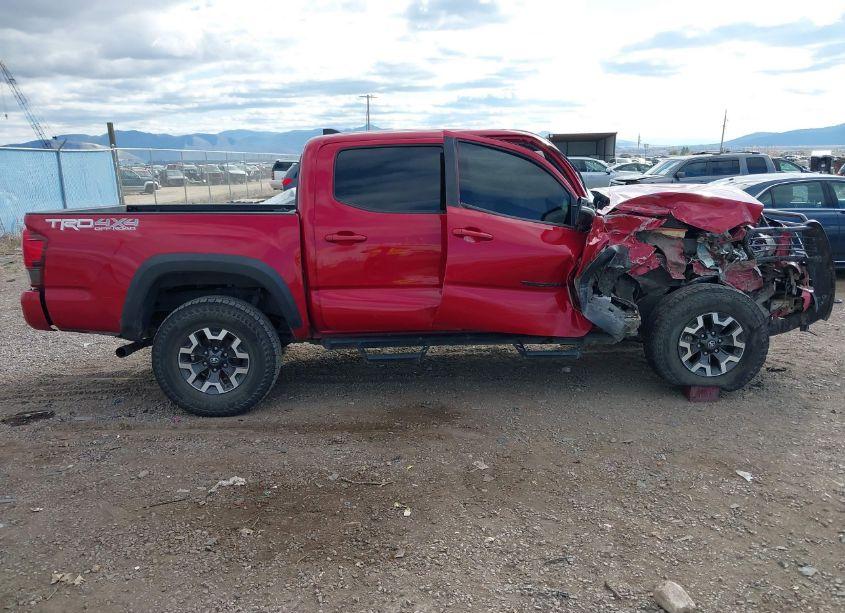 Photo 14 of 2019 Toyota Tacoma 4WD TRD OFF ROAD (VIN 3TMCZ5AN1KM201822)