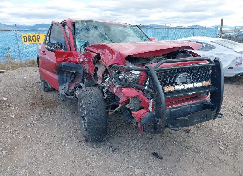 Photo 6 of 2019 Toyota Tacoma 4WD TRD OFF ROAD (VIN 3TMCZ5AN1KM201822)