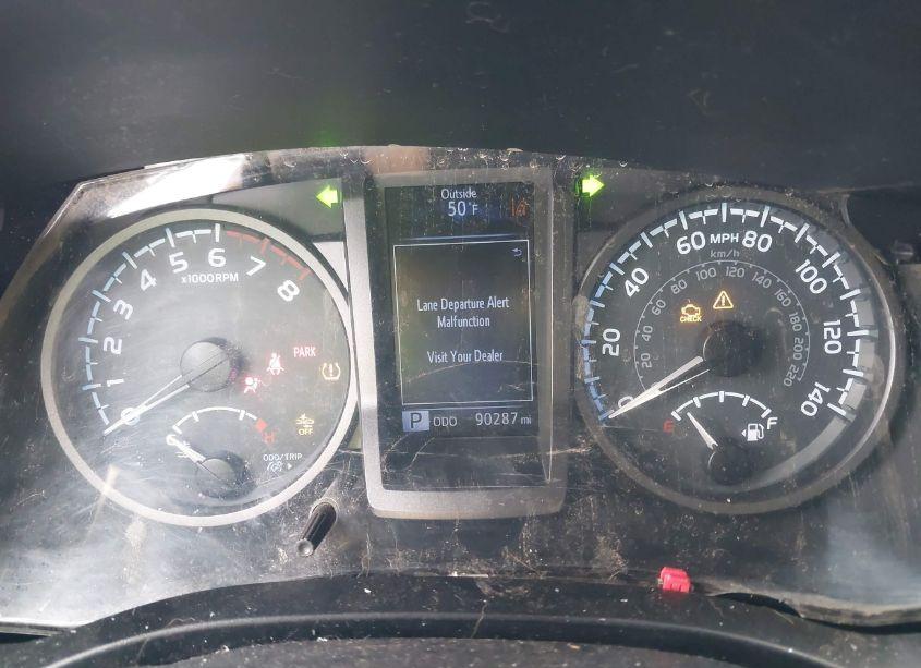 Photo 7 of 2019 Toyota Tacoma 4WD TRD OFF ROAD (VIN 3TMCZ5AN1KM201822)