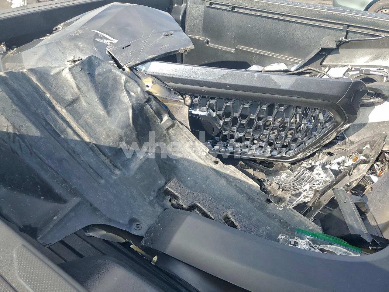 Photo 12 of 2019 TOYOTA TACOMA DOUBLE CAB (VIN 3TMCZ5AN1KM213131)