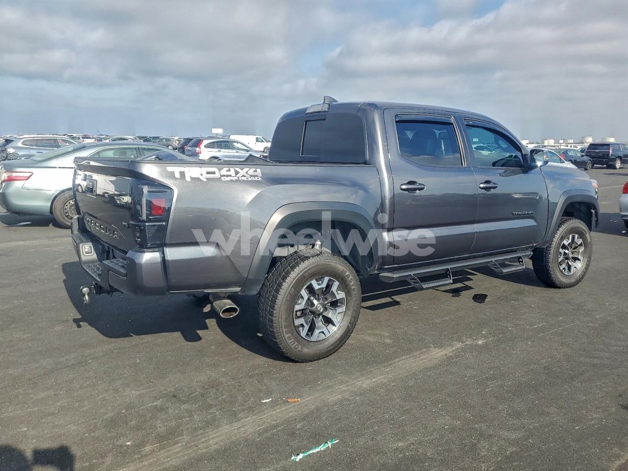 Photo 3 of 2019 TOYOTA TACOMA DOUBLE CAB (VIN 3TMCZ5AN1KM213131)