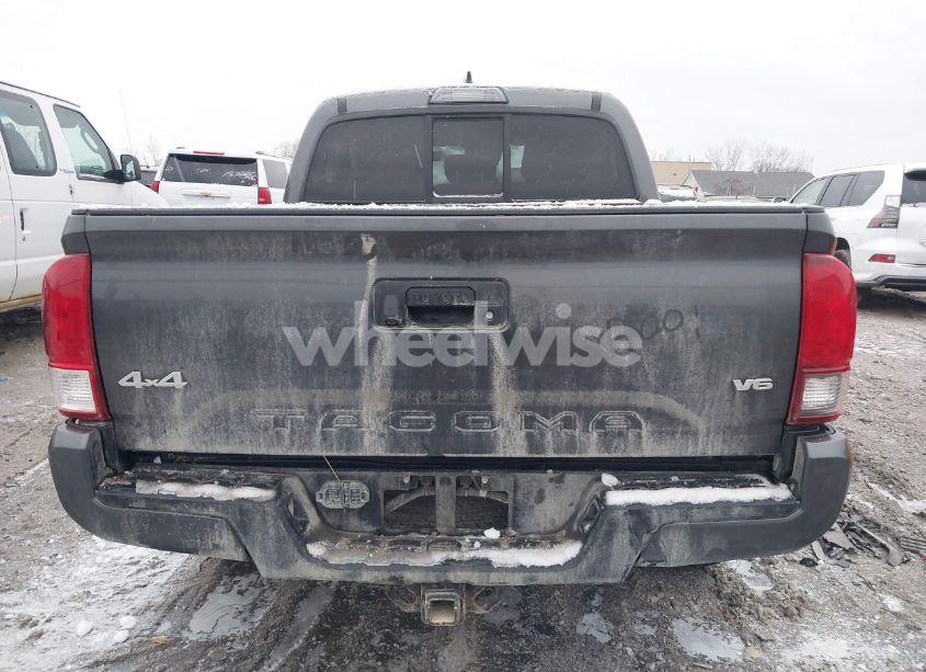 Photo 17 of 2019 Toyota Tacoma SR V6 (VIN 3TMCZ5AN1KM220984)
