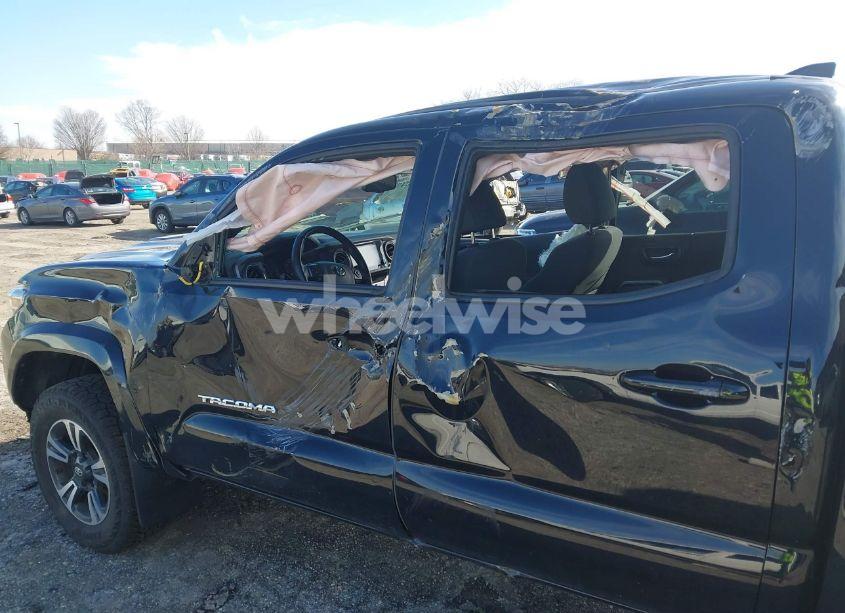 Photo 17 of 2019 Toyota Tacoma TRD SPORT (VIN 3TMCZ5AN1KM232424)