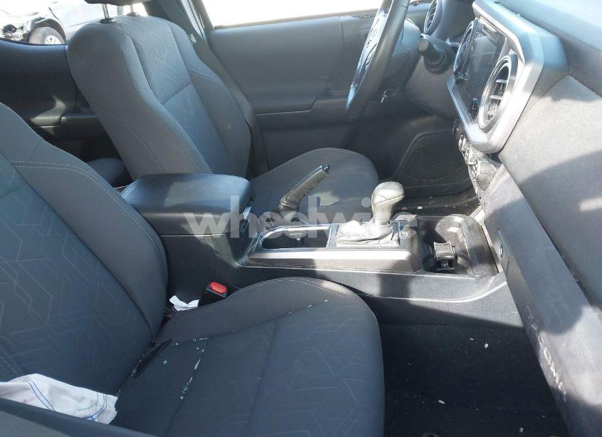 Photo 5 of 2019 Toyota Tacoma TRD SPORT (VIN 3TMCZ5AN1KM232424)