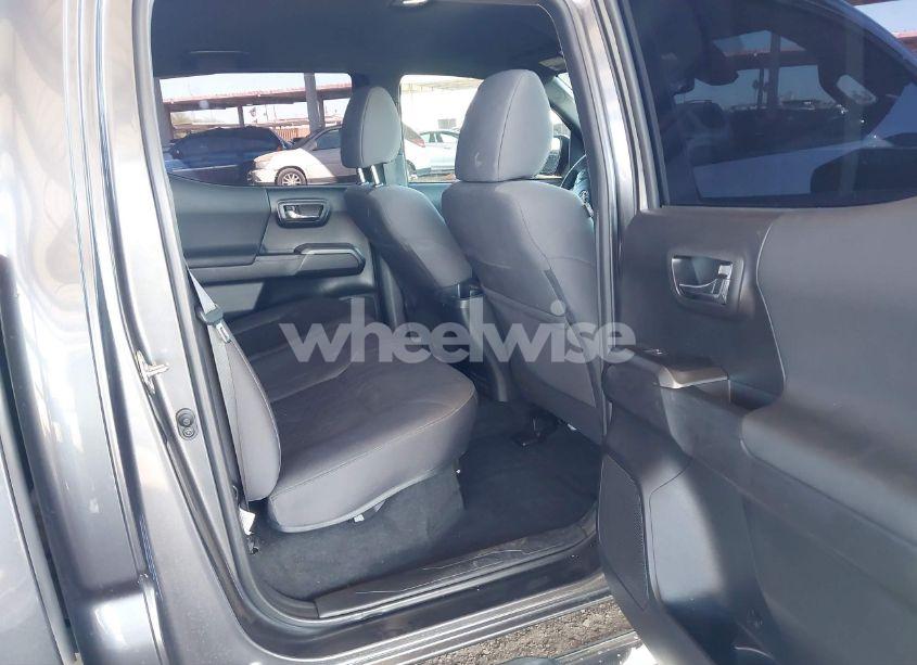 Photo 8 of 2019 Toyota Tacoma TRD OFF ROAD (VIN 3TMCZ5AN1KM254066)