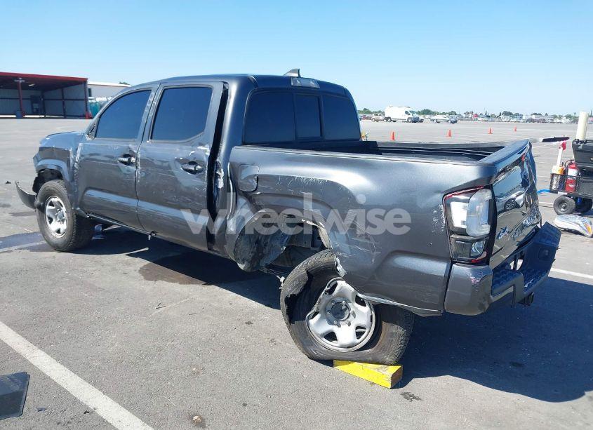 Photo 3 of 2019 Toyota Tacoma SR V6 (VIN 3TMCZ5AN1KM272891)