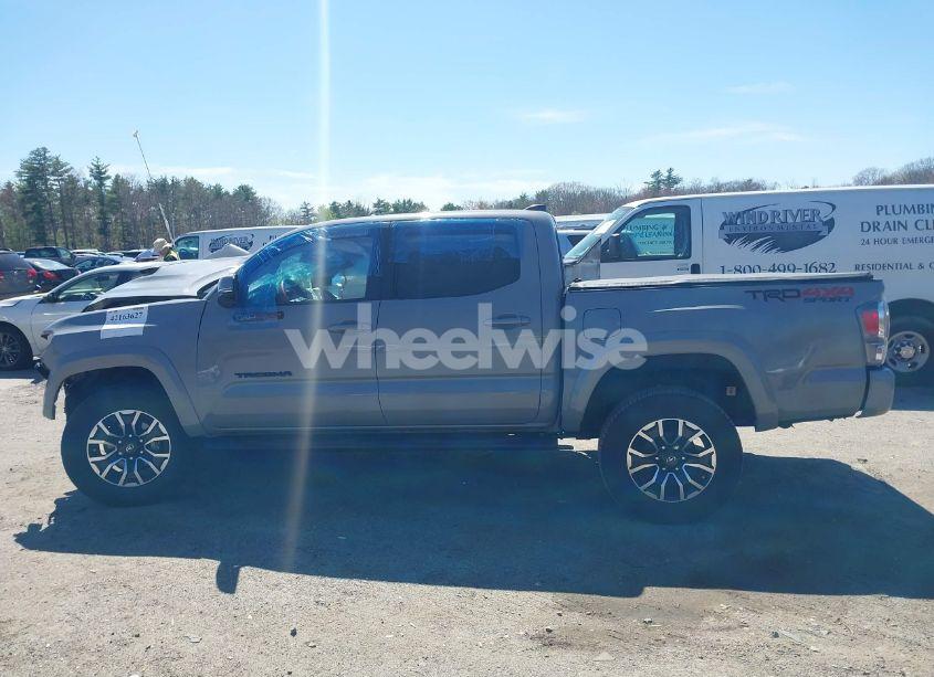 Photo 14 of 2020 Toyota Tacoma TRD SPORT (VIN 3TMCZ5AN1LM353102)