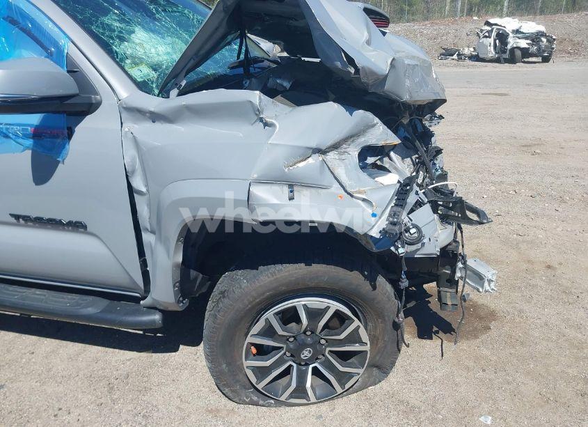 Photo 18 of 2020 Toyota Tacoma TRD SPORT (VIN 3TMCZ5AN1LM353102)