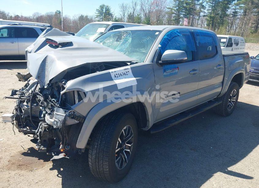 Photo 2 of 2020 Toyota Tacoma TRD SPORT (VIN 3TMCZ5AN1LM353102)