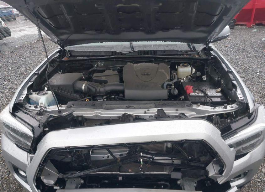 Photo 10 of 2020 Toyota Tacoma TRD OFF-ROAD (VIN 3TMCZ5AN1LM360194)