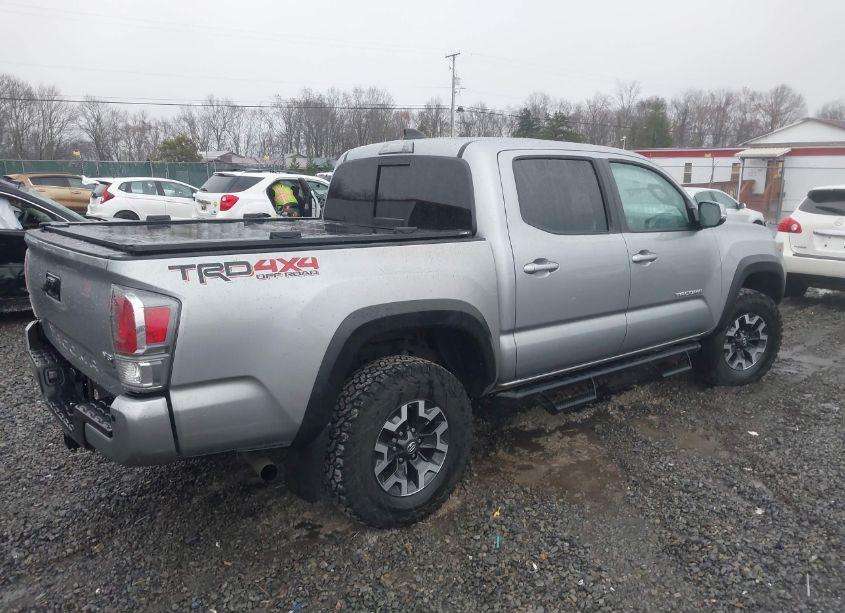 Photo 4 of 2020 Toyota Tacoma TRD OFF-ROAD (VIN 3TMCZ5AN1LM360194)