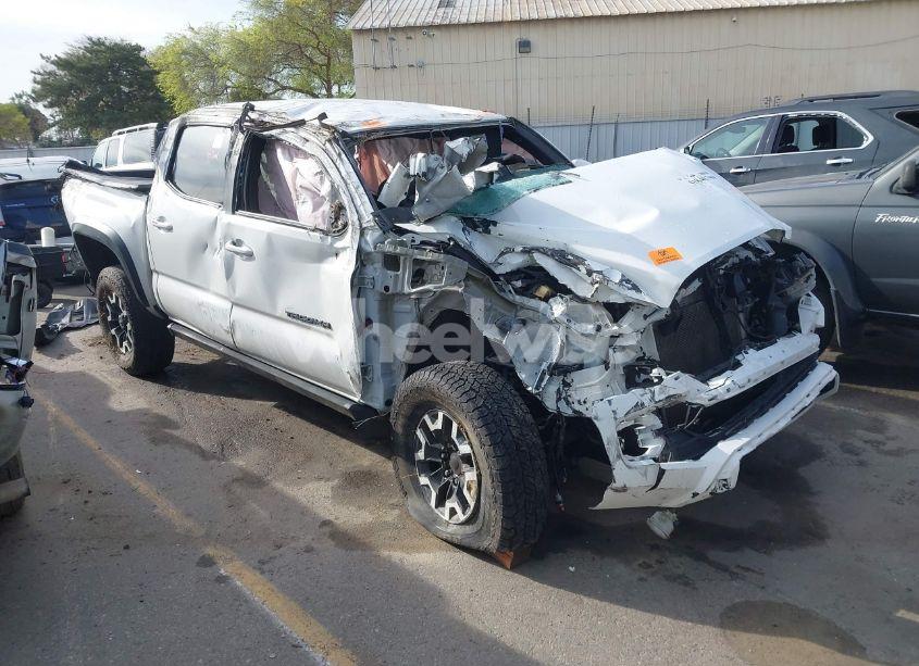 2021 Toyota Tacoma TRD OFF-ROAD (VIN 3TMCZ5AN1MM429354) main photo