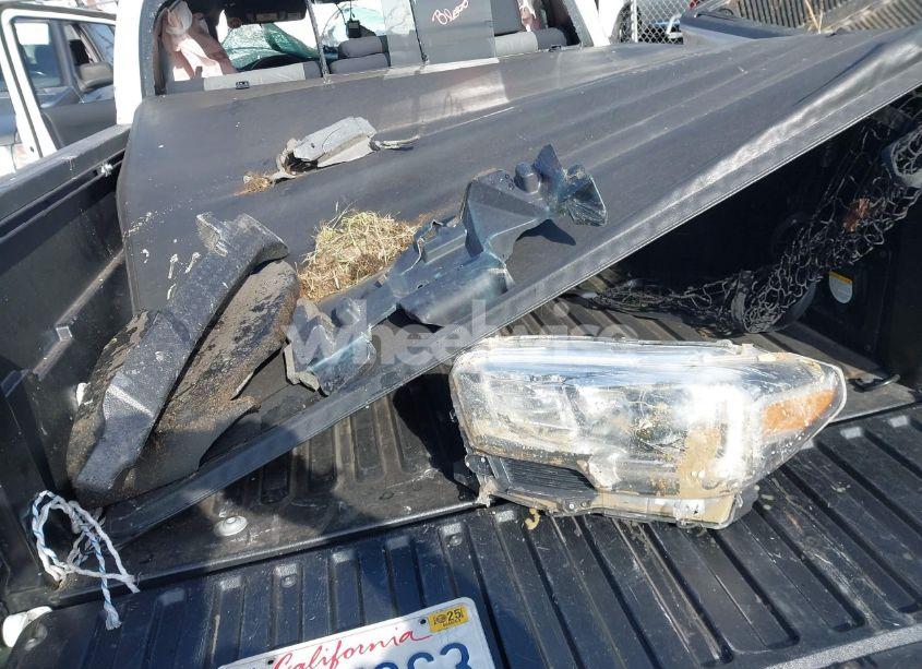 Photo 11 of 2021 Toyota Tacoma TRD OFF-ROAD (VIN 3TMCZ5AN1MM429354)
