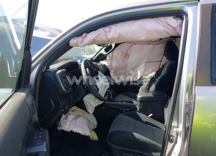 Photo 5 of 2022 Toyota Tacoma TRD OFF ROAD (VIN 3TMCZ5AN1NM518343)