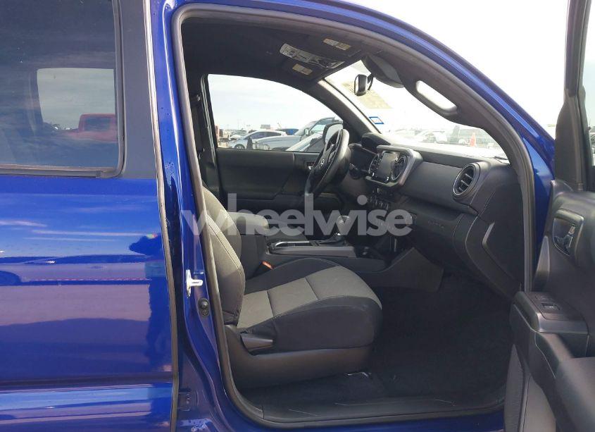 Photo 5 of 2022 Toyota Tacoma TRD OFF ROAD (VIN 3TMCZ5AN1NM527561)