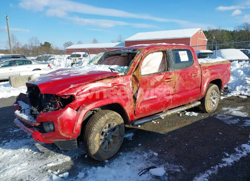 Photo 2 of 2016 Toyota Tacoma SR5 V6 (VIN 3TMCZ5AN2GM022776)