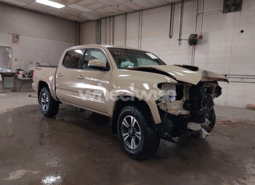 2016 Toyota Tacoma TRD SPORT (VIN 3TMCZ5AN2GM024348) main photo