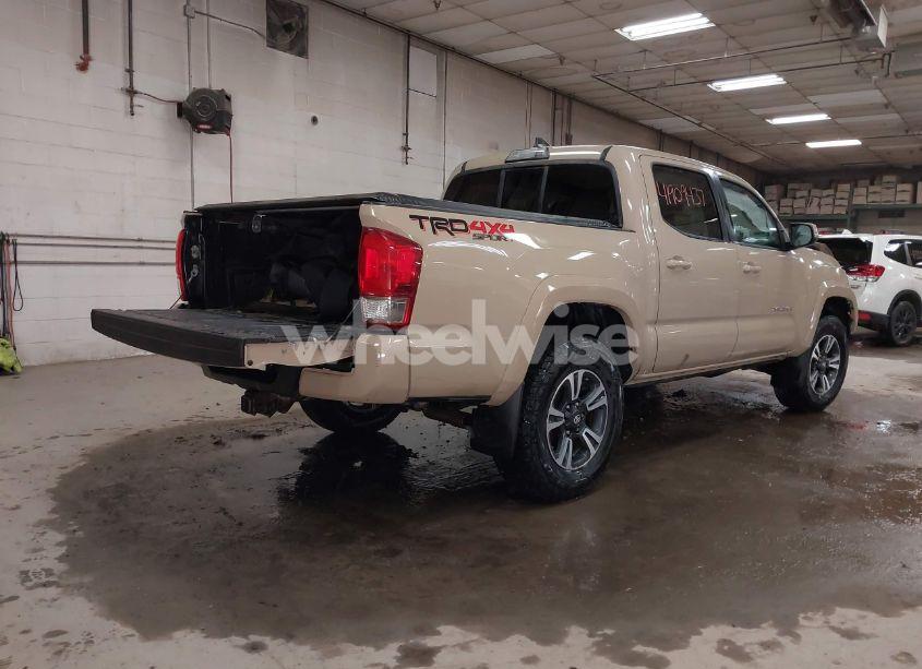 Photo 4 of 2016 Toyota Tacoma TRD SPORT (VIN 3TMCZ5AN2GM024348)