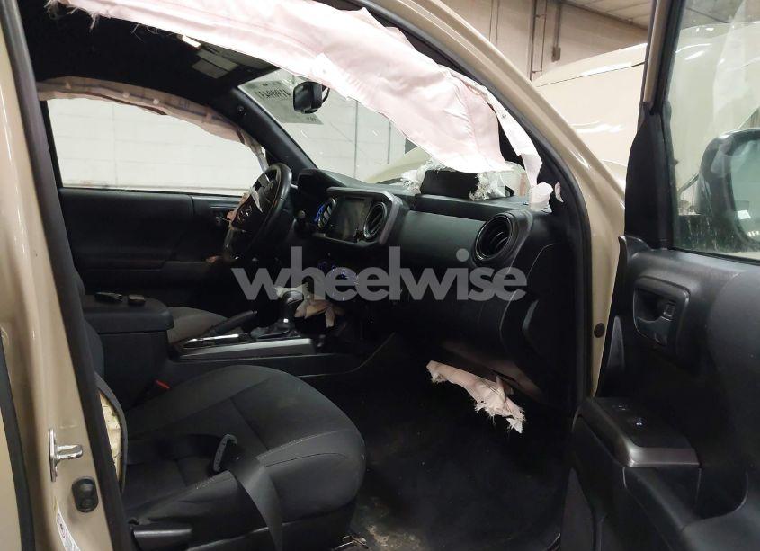 Photo 5 of 2016 Toyota Tacoma TRD SPORT (VIN 3TMCZ5AN2GM024348)