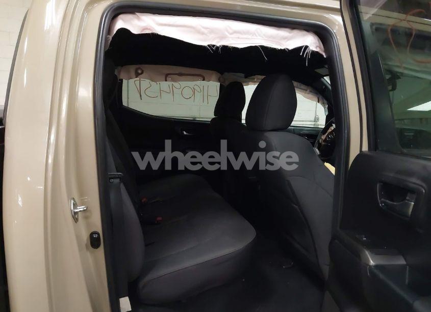 Photo 8 of 2016 Toyota Tacoma TRD SPORT (VIN 3TMCZ5AN2GM024348)