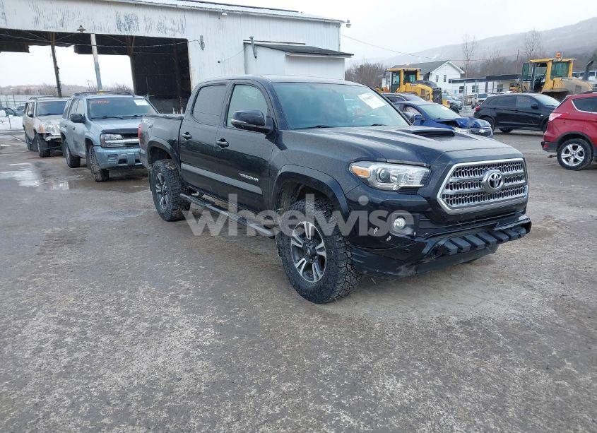 2016 Toyota Tacoma TRD SPORT (VIN 3TMCZ5AN2GM027945) main photo