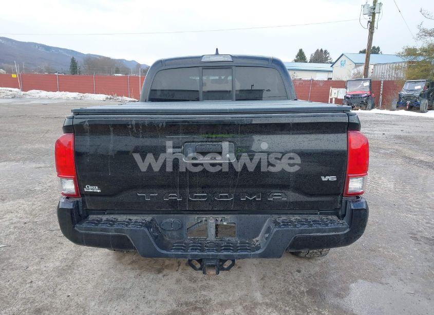 Photo 17 of 2016 Toyota Tacoma TRD SPORT (VIN 3TMCZ5AN2GM027945)