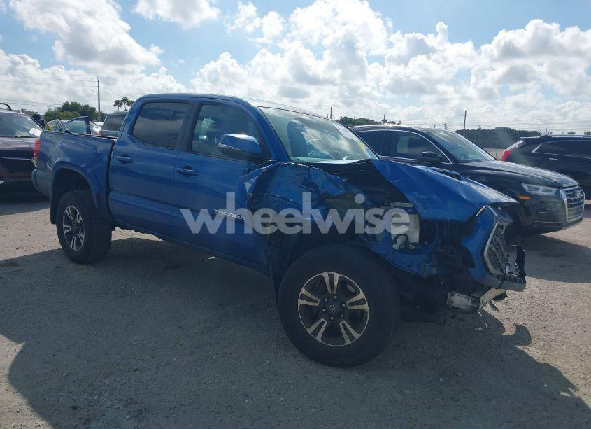 2016 Toyota Tacoma TRD SPORT (VIN 3TMCZ5AN2GM042588) main photo