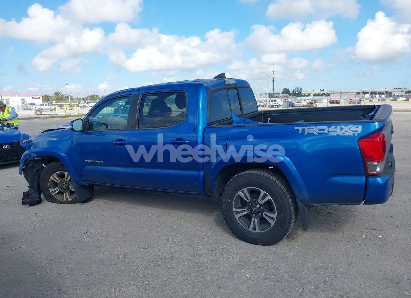 Photo 14 of 2016 Toyota Tacoma TRD SPORT (VIN 3TMCZ5AN2GM042588)