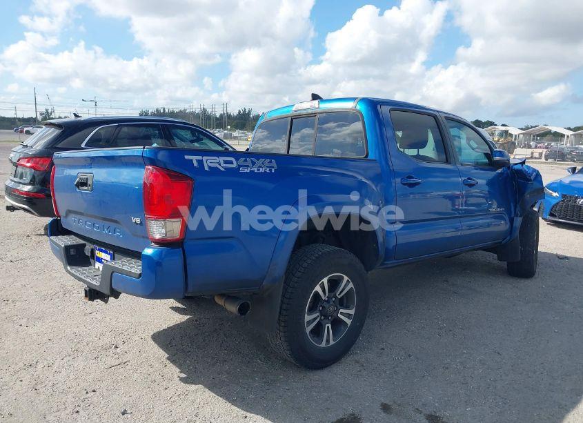 Photo 4 of 2016 Toyota Tacoma TRD SPORT (VIN 3TMCZ5AN2GM042588)