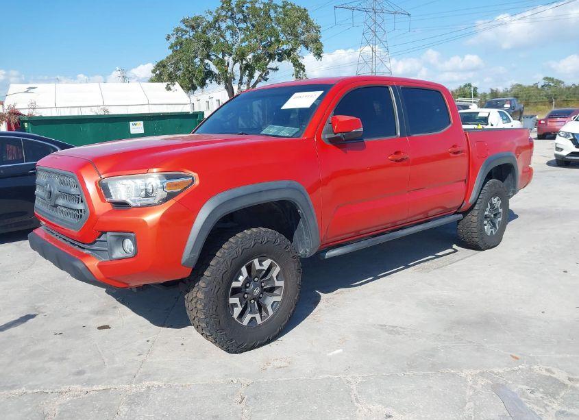 Photo 2 of 2017 Toyota Tacoma TRD OFF ROAD (VIN 3TMCZ5AN2HM067377)