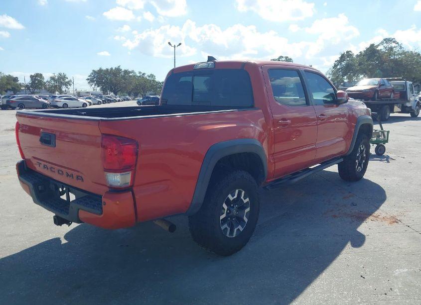 Photo 4 of 2017 Toyota Tacoma TRD OFF ROAD (VIN 3TMCZ5AN2HM067377)
