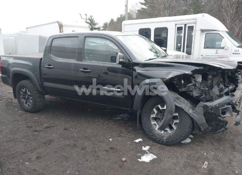 Photo 14 of 2017 Toyota Tacoma TRD OFF ROAD (VIN 3TMCZ5AN2HM098810)