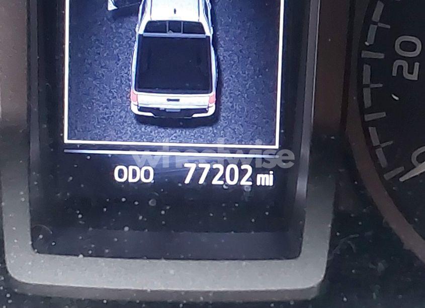 Photo 16 of 2017 Toyota Tacoma TRD OFF ROAD (VIN 3TMCZ5AN2HM098810)