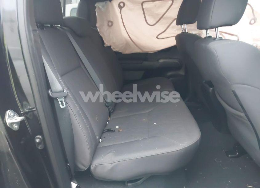 Photo 8 of 2017 Toyota Tacoma TRD OFF ROAD (VIN 3TMCZ5AN2HM098810)