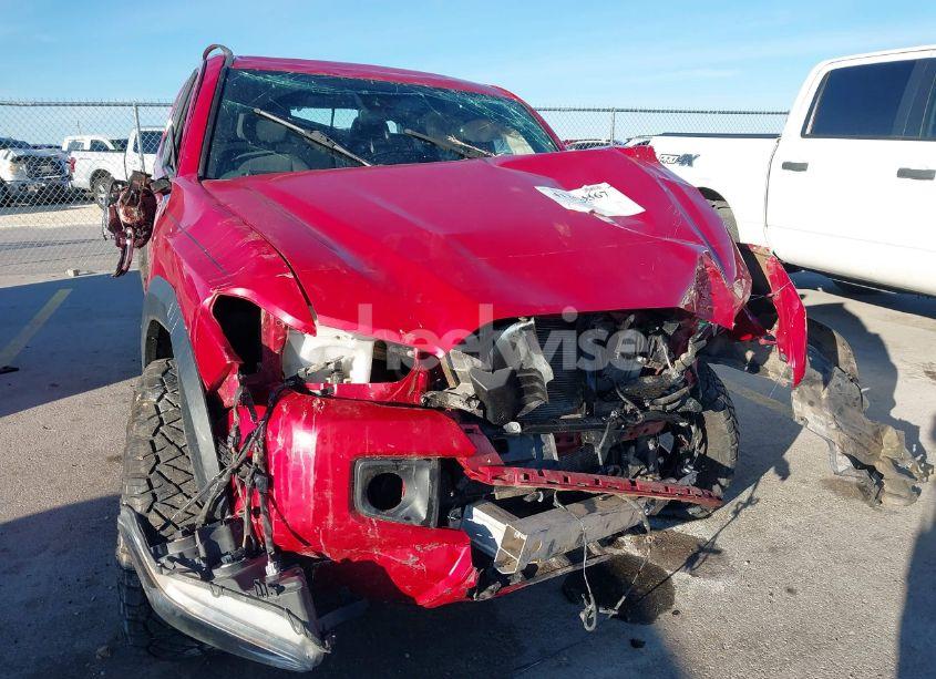 Photo 13 of 2019 Toyota Tacoma TRD OFF ROAD (VIN 3TMCZ5AN2KM231072)
