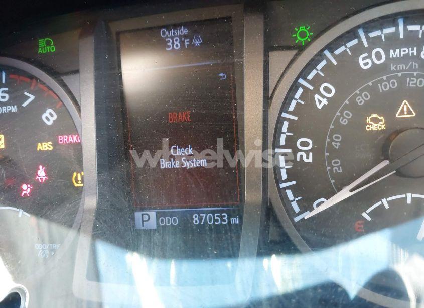 Photo 7 of 2019 Toyota Tacoma TRD OFF ROAD (VIN 3TMCZ5AN2KM231072)