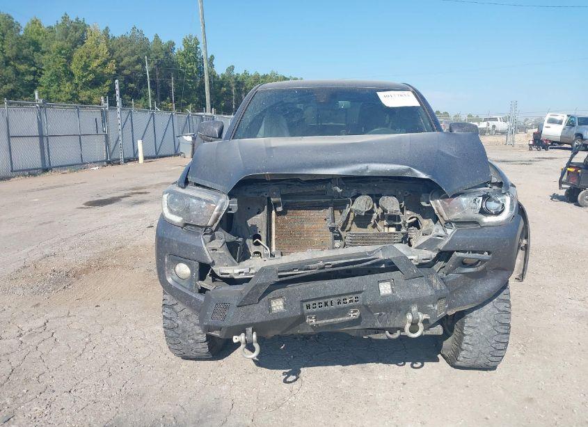 Photo 12 of 2019 Toyota Tacoma TRD OFF ROAD (VIN 3TMCZ5AN2KM238099)