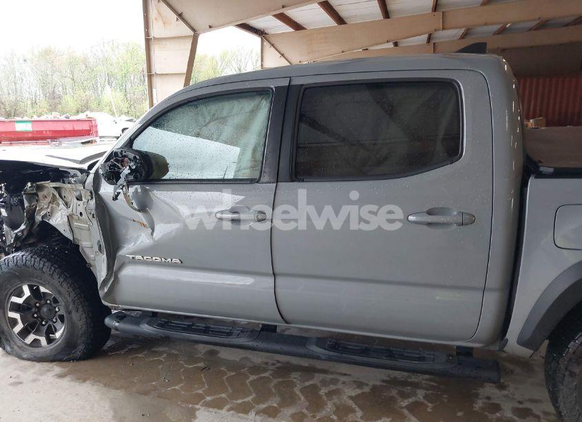 Photo 14 of 2019 Toyota Tacoma TRD OFF ROAD (VIN 3TMCZ5AN2KM251158)