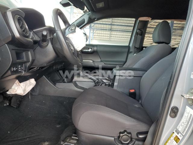 Photo 12 of 2019 TOYOTA TACOMA DOUBLE CAB (VIN 3TMCZ5AN2KM282555)