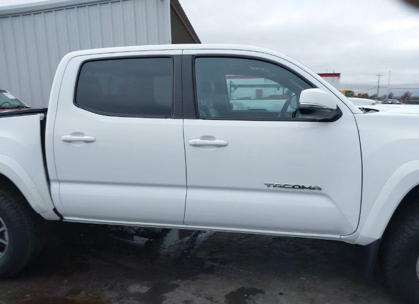 Photo 13 of 2020 Toyota Tacoma TRD SPORT (VIN 3TMCZ5AN2LM289619)