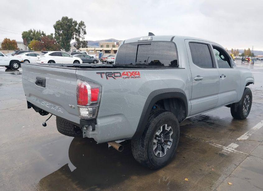 Photo 4 of 2020 Toyota Tacoma TRD OFF-ROAD (VIN 3TMCZ5AN2LM325843)