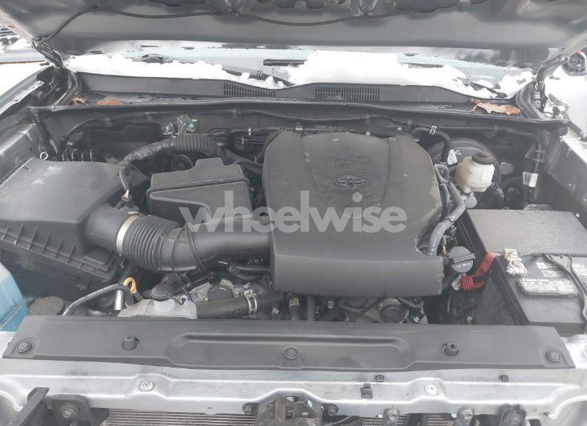 Photo 10 of 2020 Toyota Tacoma SR V6 (VIN 3TMCZ5AN2LM365758)