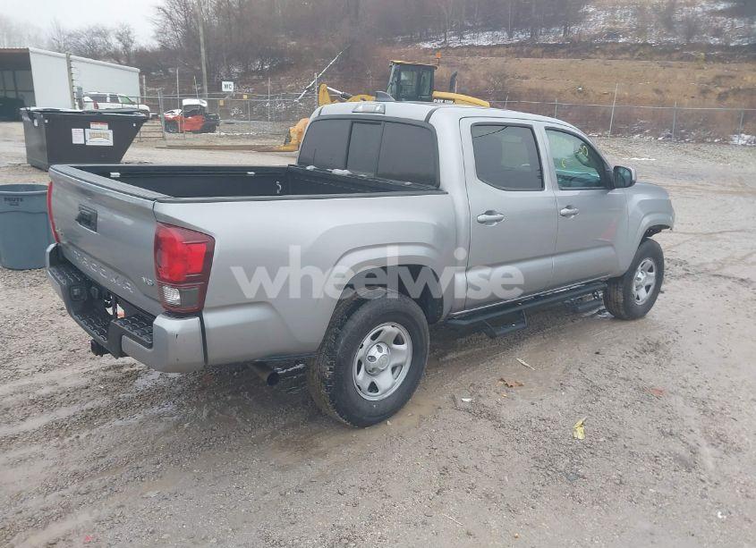 Photo 4 of 2020 Toyota Tacoma SR V6 (VIN 3TMCZ5AN2LM365758)