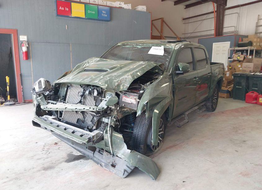 Photo 2 of 2021 Toyota Tacoma TRD SPORT (VIN 3TMCZ5AN2MM375627)