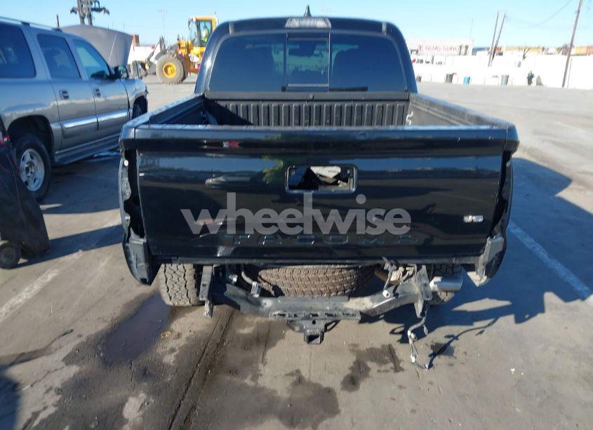 Photo 17 of 2021 Toyota Tacoma TRD OFF-ROAD (VIN 3TMCZ5AN2MM379046)